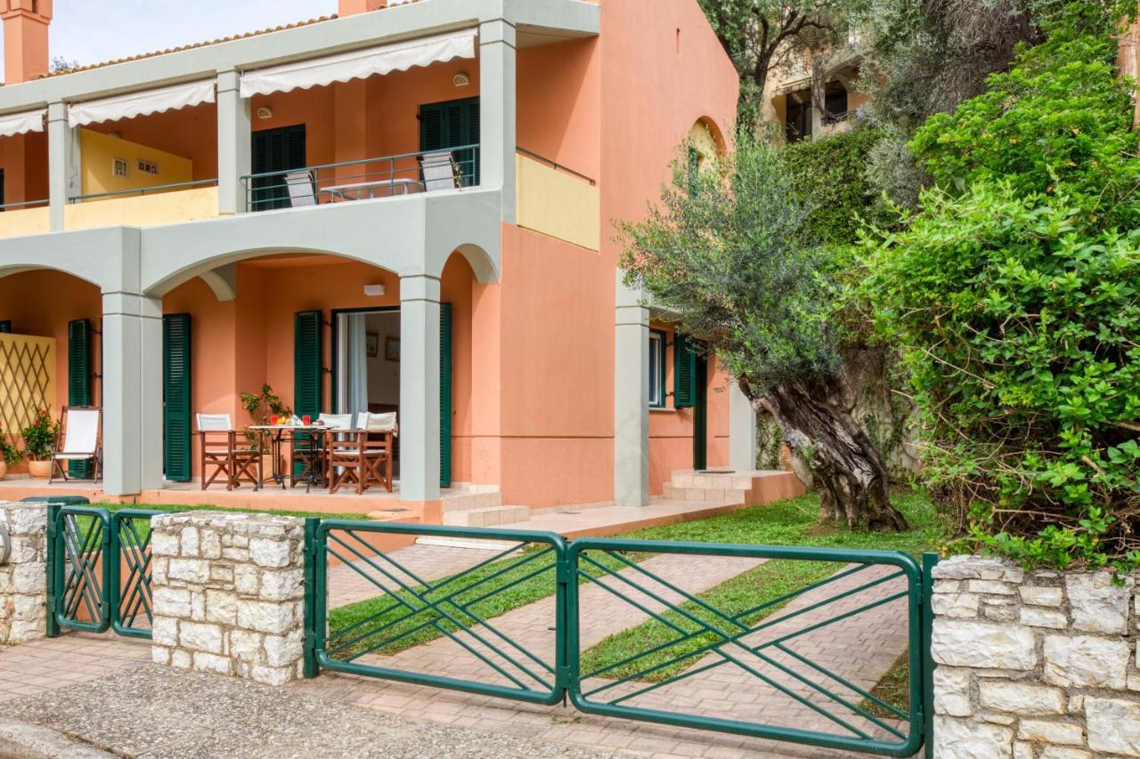 Dimeli Junior Apartment At The Beach Barbáti Eksteriør bilde